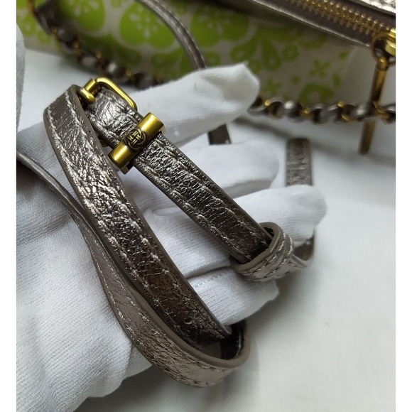 Elliott Lucca Metallic Gold Leather Zipper Closure Small Crossbody Bag - Picture 5 of 16